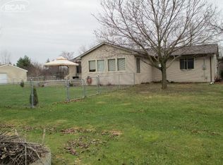 5296 N Center Rd, Flint, MI 48506