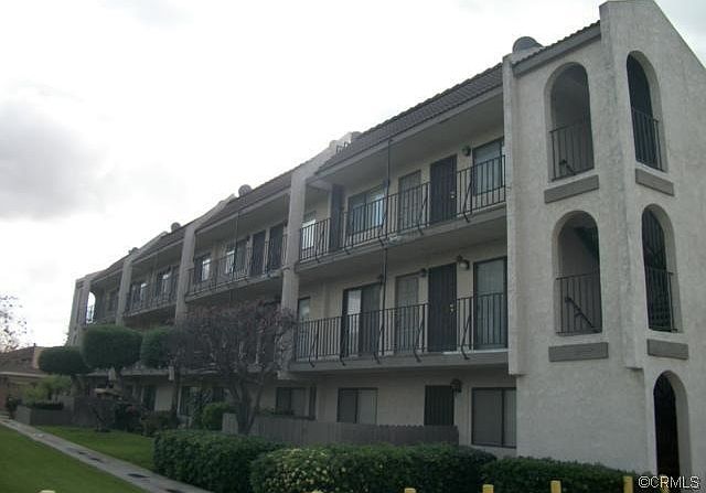 1st image of 13725 Los Angeles St APT I