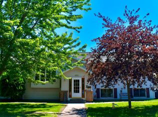 1820 6th St E, Ashland, WI 54806