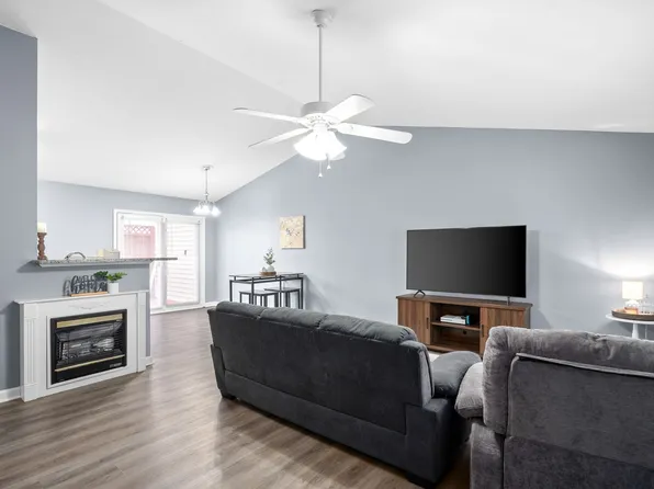 2921 Pawnee Dr, Hopkinsville, KY 42240