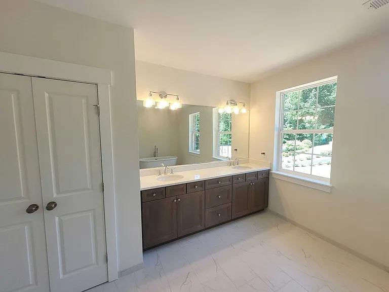 5709 Iron Stone Rd — Photo 8