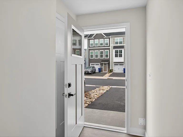 4631 Drysdale St #ROHERYN HOMES X PROP — Photo 2