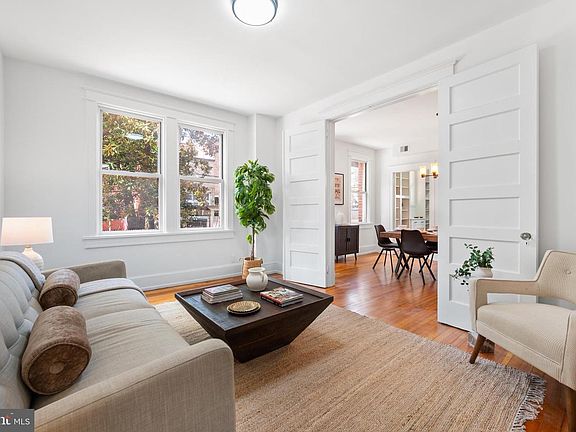 5th image of 116 6th St NE APT 105