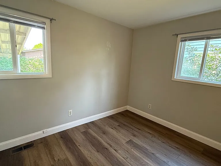 3567 SW Hume St — Photo 12