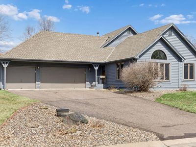 295 Oak Hill Dr, Shoreview, MN, 55126