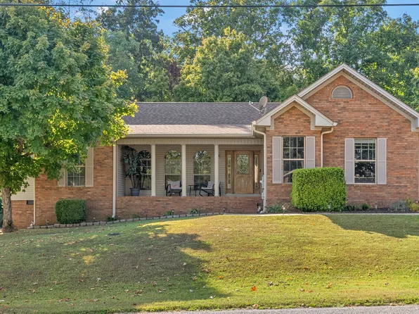 221 Hillwood Cir, Hopkinsville, KY 42240