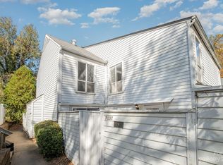 7137 Stonington Ln, Charlotte, NC 28227