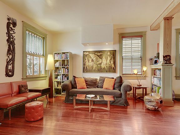 3rd image of 1201 Carondelet St