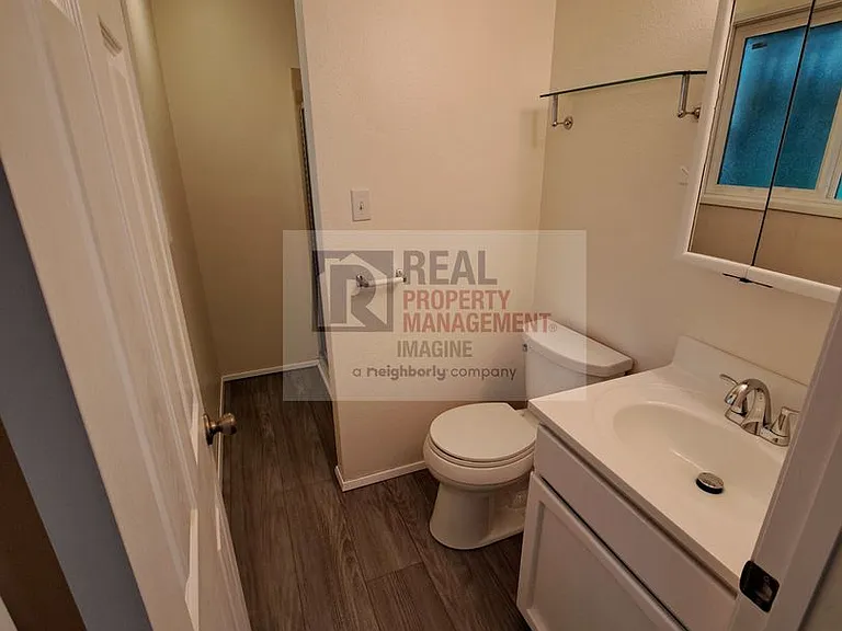 3605 Landau Ave NE — Photo 13