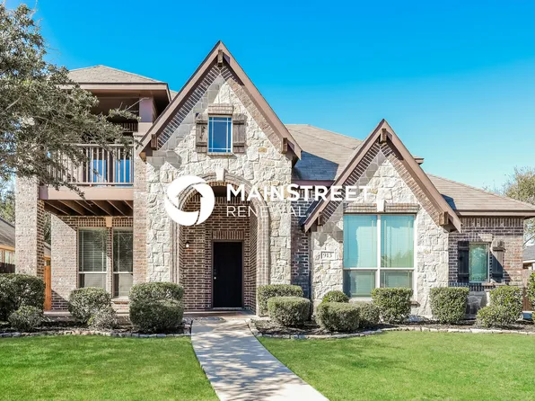 913 Willow Crest Dr, Midlothian, TX 76065