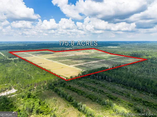 930 Old Surrency Rd, Baxley, GA 31513