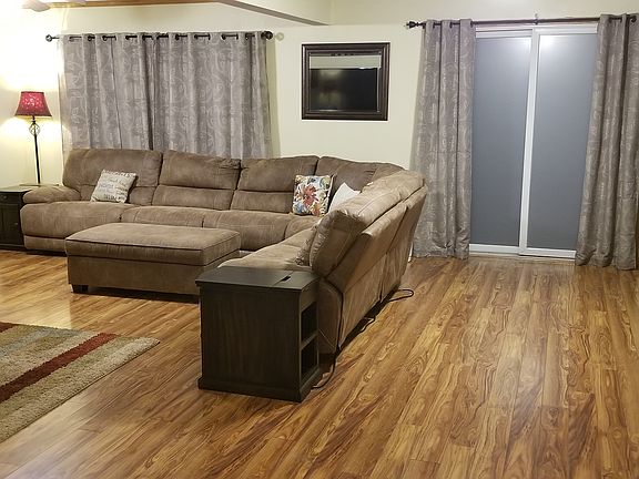 2nd image of 321 S Main St