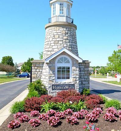 2nd image of 5627 Dockside Dr