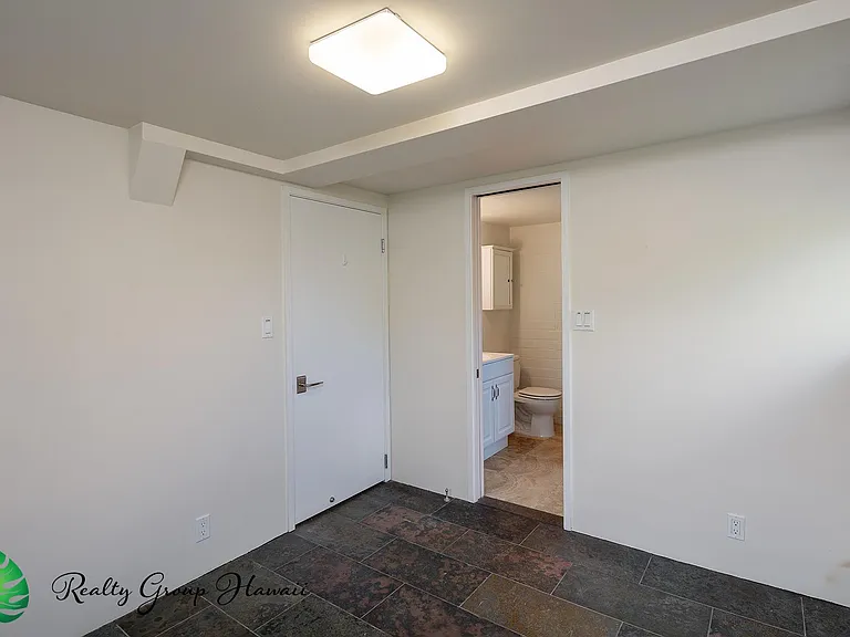 1944 Ualakaa St — Photo 19