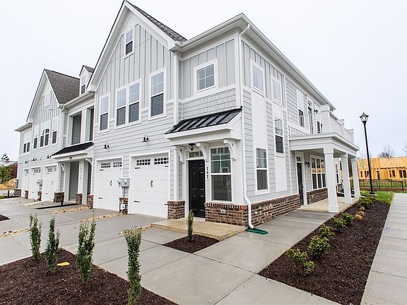 2nd image of 12101 Oxford Landing Dr #202