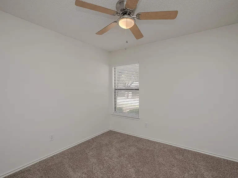 6410 Nottoway Ct — Photo 25