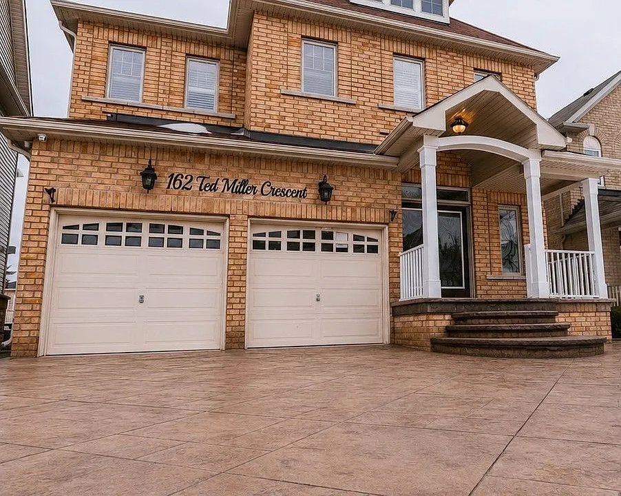 162 Ted Miller Cres #BASEMENT