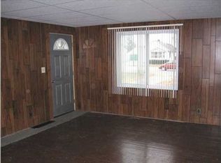 51 43rd St SW, Wyoming, MI 49548