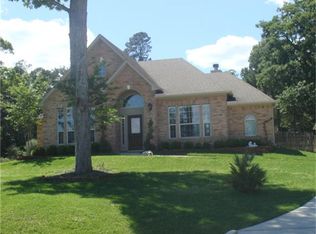 380 Sternway Ct, Montgomery, TX 77316