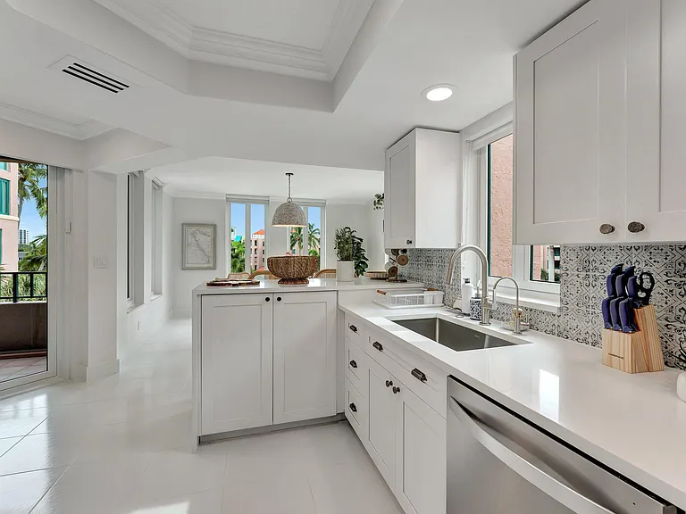 120 SE 5th Ave #426 — Photo 9