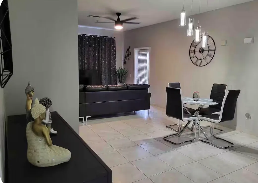 2303 Butterfly Palm Way — Photo 4