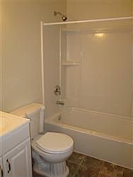 4th image of 742 Southwind Dr