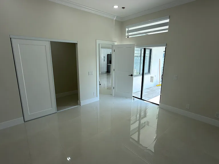 757 Tanglewood Cir — Photo 13
