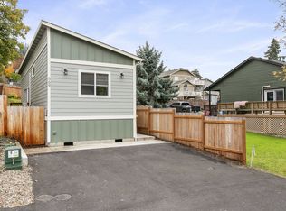 569 N 3rd St, Kalama, WA 98625