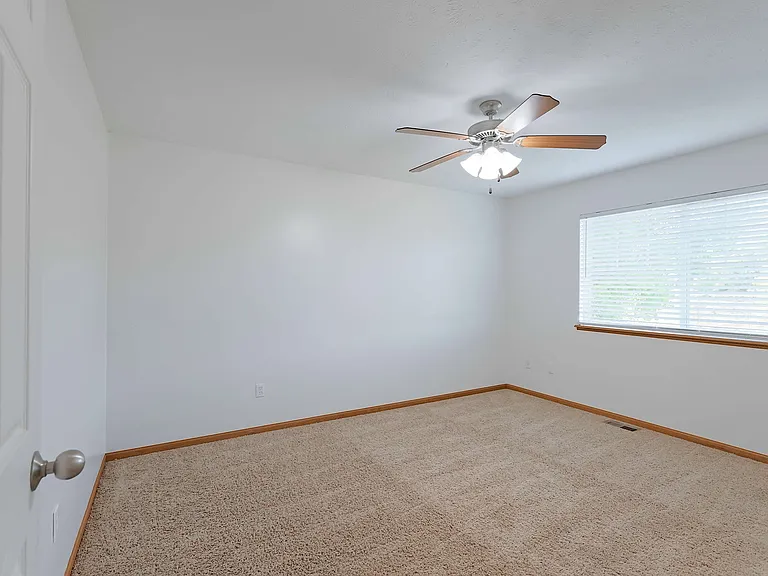 730 Norwood Dr — Photo 21
