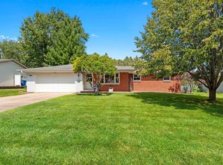 1624 View Ln, Green Bay, WI 54313