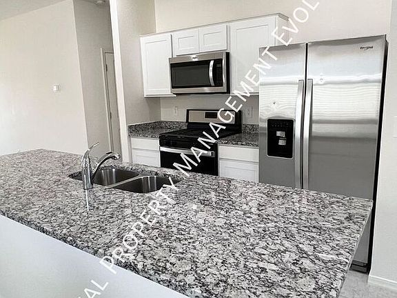 4th image of 19367 W Coolidge St