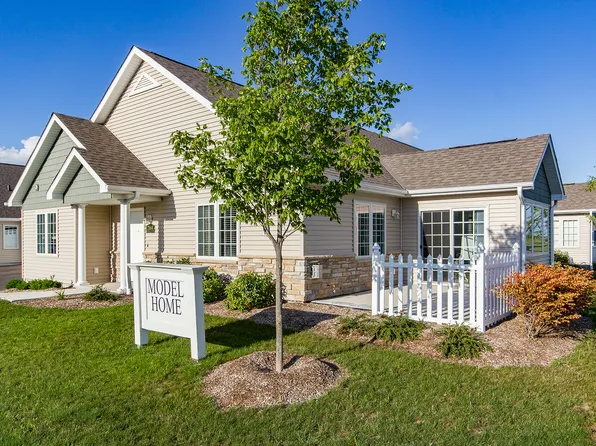 2164 Waterbury Ln W Unit 2164, Sycamore, IL 60178