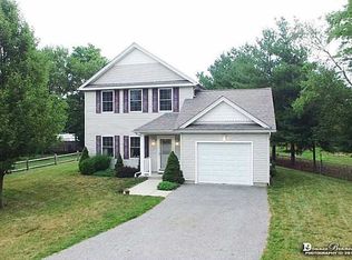 12 Kenneth Ave, Warwick, RI 02889