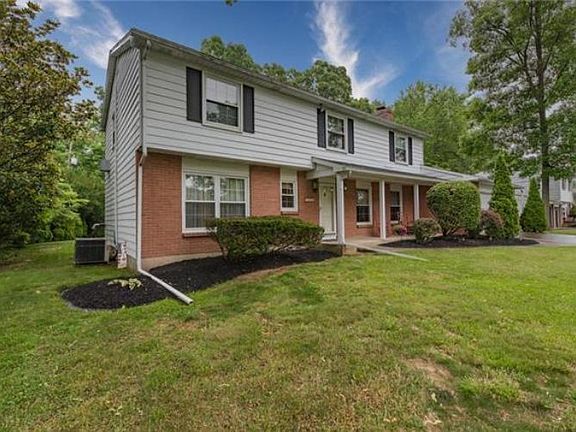 2nd image of 3654 Browning Ln