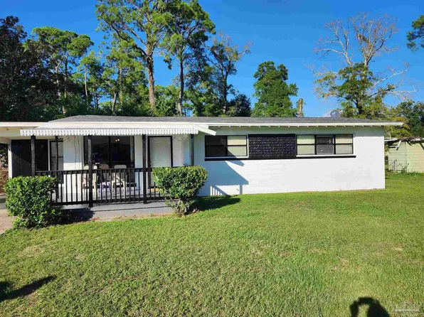 304 Fairfax Dr, Pensacola, FL 32503