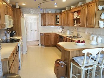 2nd image of 7077 Albosta Dr