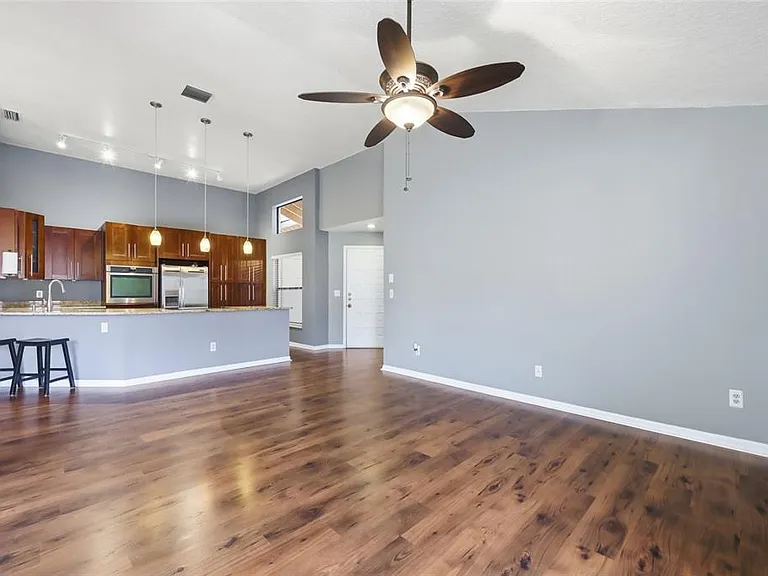 2922 Lake Pineloch Blvd #15-21 — Photo 9