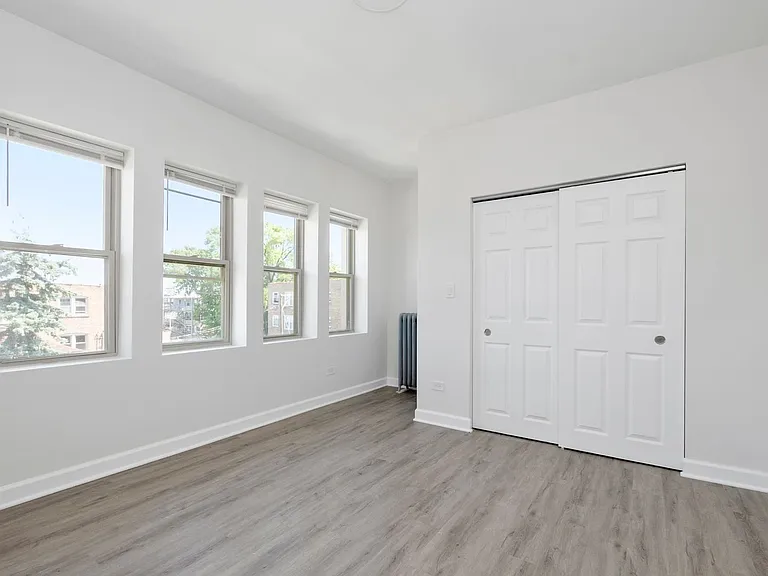 8201 S Paulina St — Photo 40