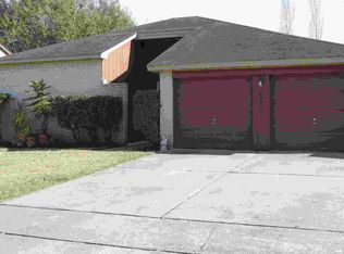 2323 Pilgrims Bend Dr, Friendswood, TX 77546