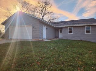 2548 S Ter, Janesville, WI 53546
