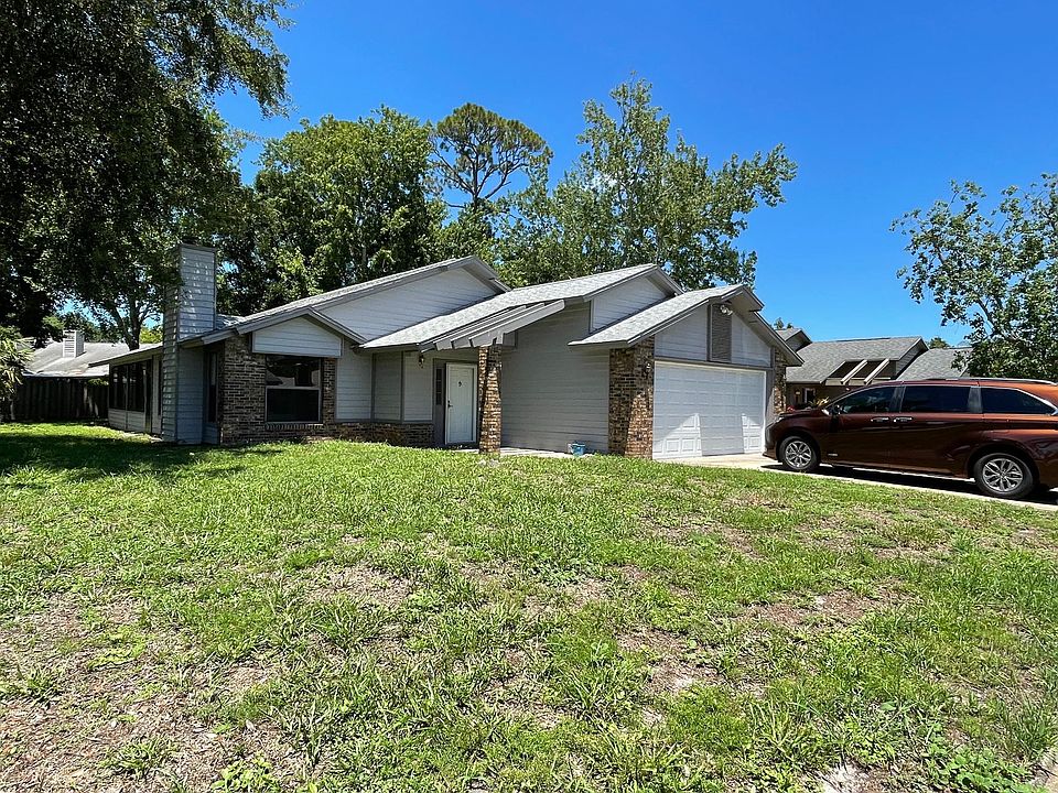 1st image of 929 Forest Glen Dr