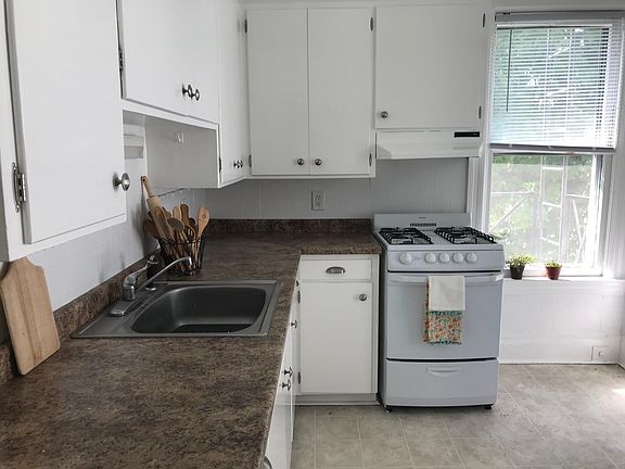 4th image of 183 Circular St #2