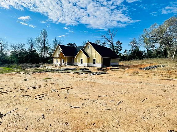 3rd image of 124 County Road 3546