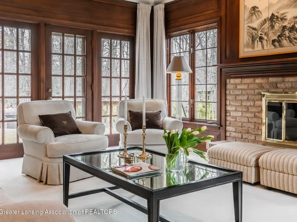 1992 Thistlewood Rd, Okemos, MI 48864