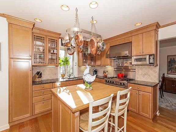 4_A Cook's Kitchen_016-1371874-print