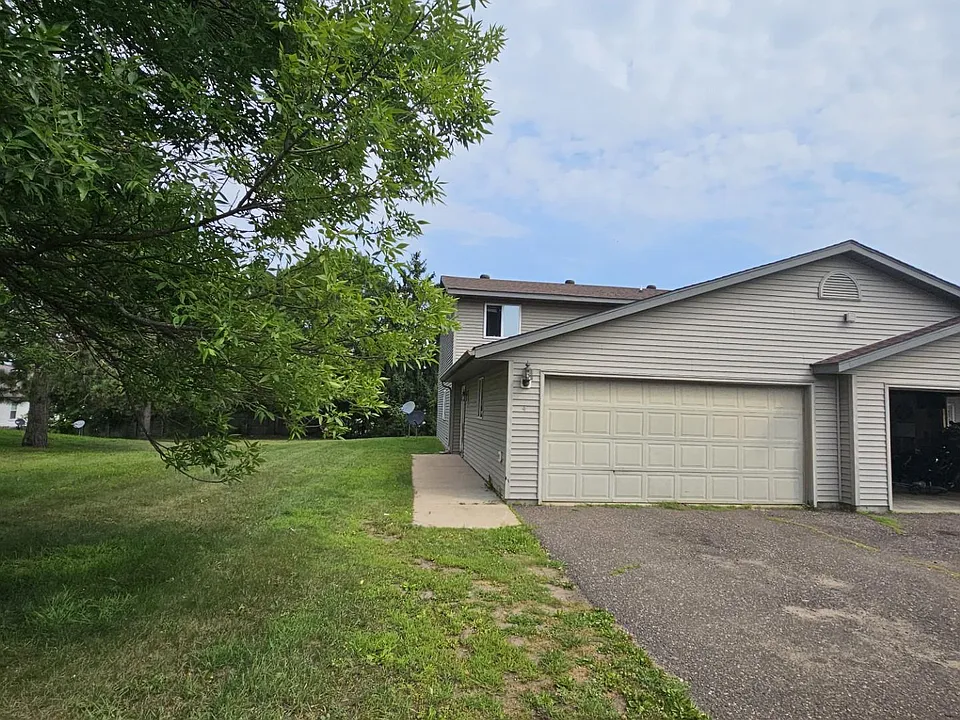 2415 Fryklund Dr #1