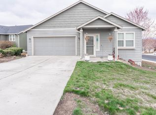 183 SW 33rd Dr, Redmond, OR 97756