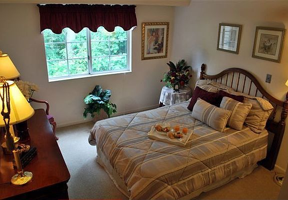 Award Winning Glenhaven Manor Model Bedroom