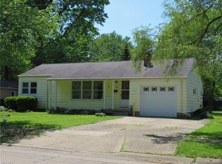 423 Winckles St, Elyria, OH 44035
