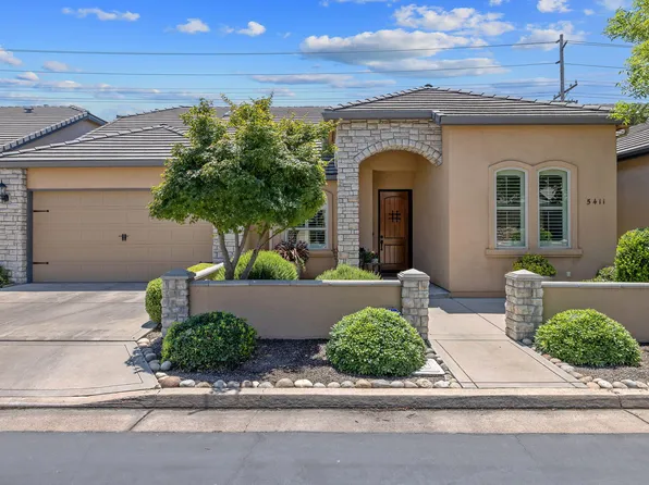 5411 W Mission Avenue SW, Visalia, CA 93277